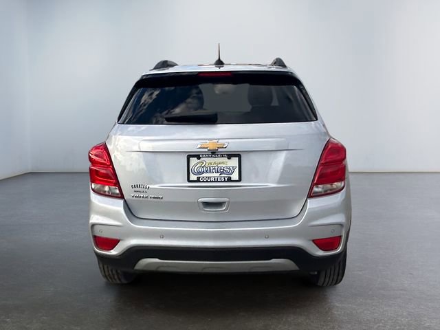 Used 2022 Chevrolet Trax LT w/ Driver Confidence Package AWD/4WD image 4