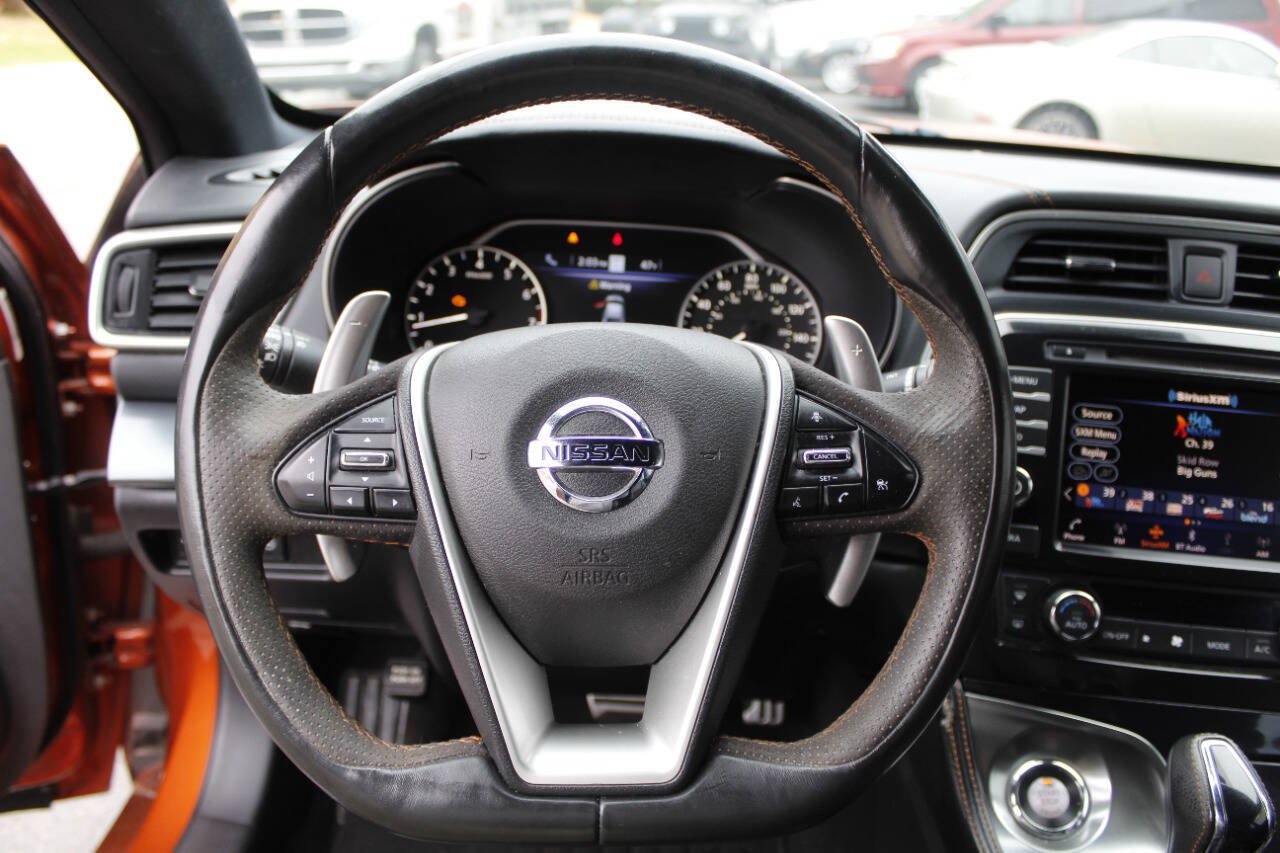 Used 2019 Nissan Maxima SR w/ Premium Package FWD image 29