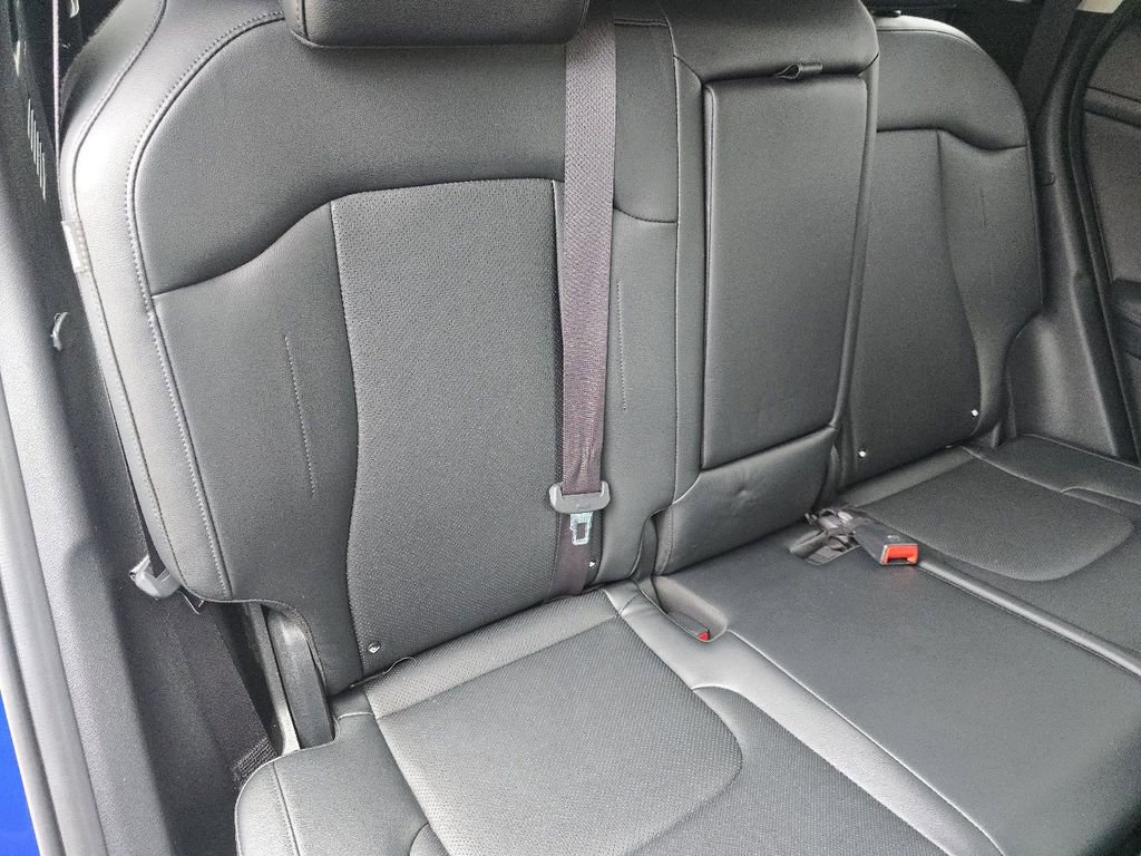 Used 2024 Kia Sportage EX image 21