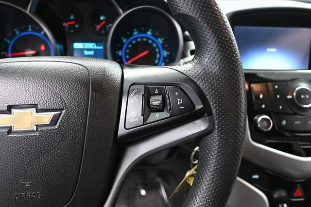 Used 2016 Chevrolet Cruze LT FWD image 26