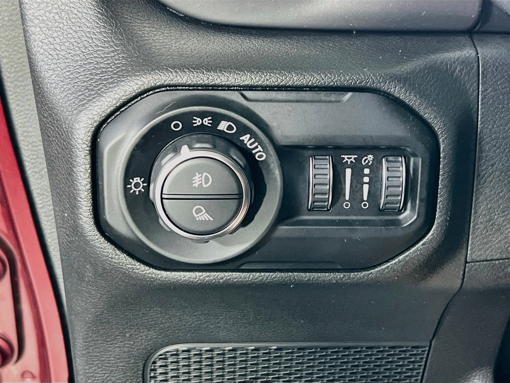 Used 2021 Jeep Gladiator Sport AWD/4WD image 10