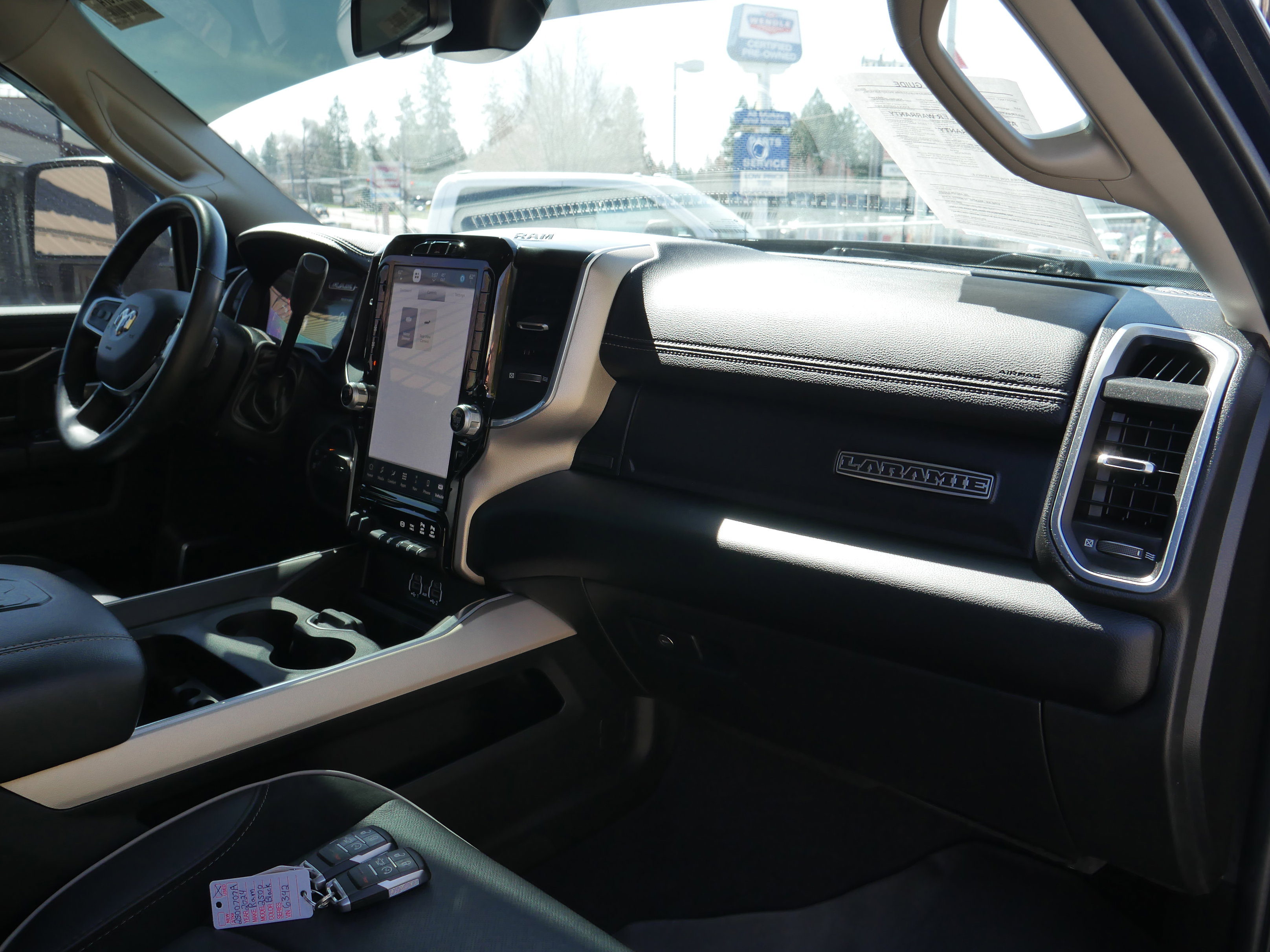 Used 2024 RAM 2500 Laramie image 27