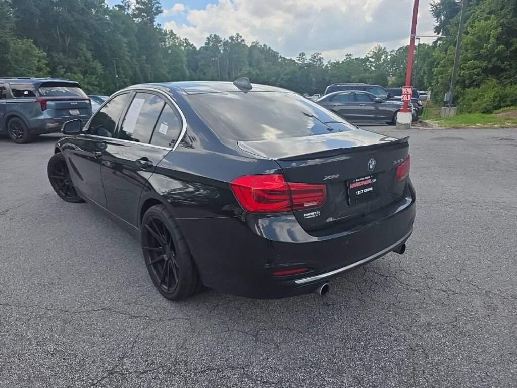 Used 2016 BMW 340i xDrive Sedan AWD/4WD image 4