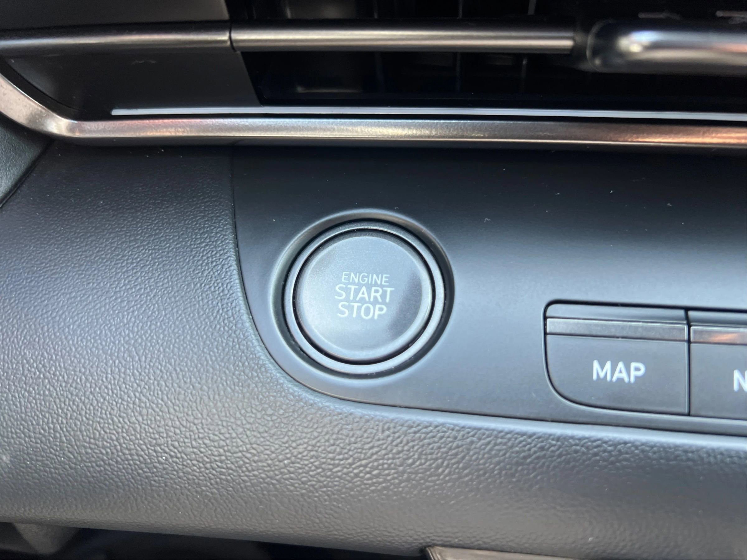 Used 2022 Hyundai Elantra N FWD image 29