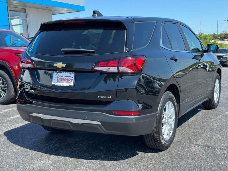 Used 2024 Chevrolet Equinox LT w/ Driver Convenience Package AWD/4WD image 3