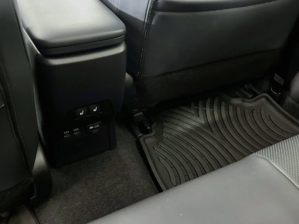 Used 2026 Toyota Prius Plug-In Hybrid w/ Limited Premium Package FWD image 25