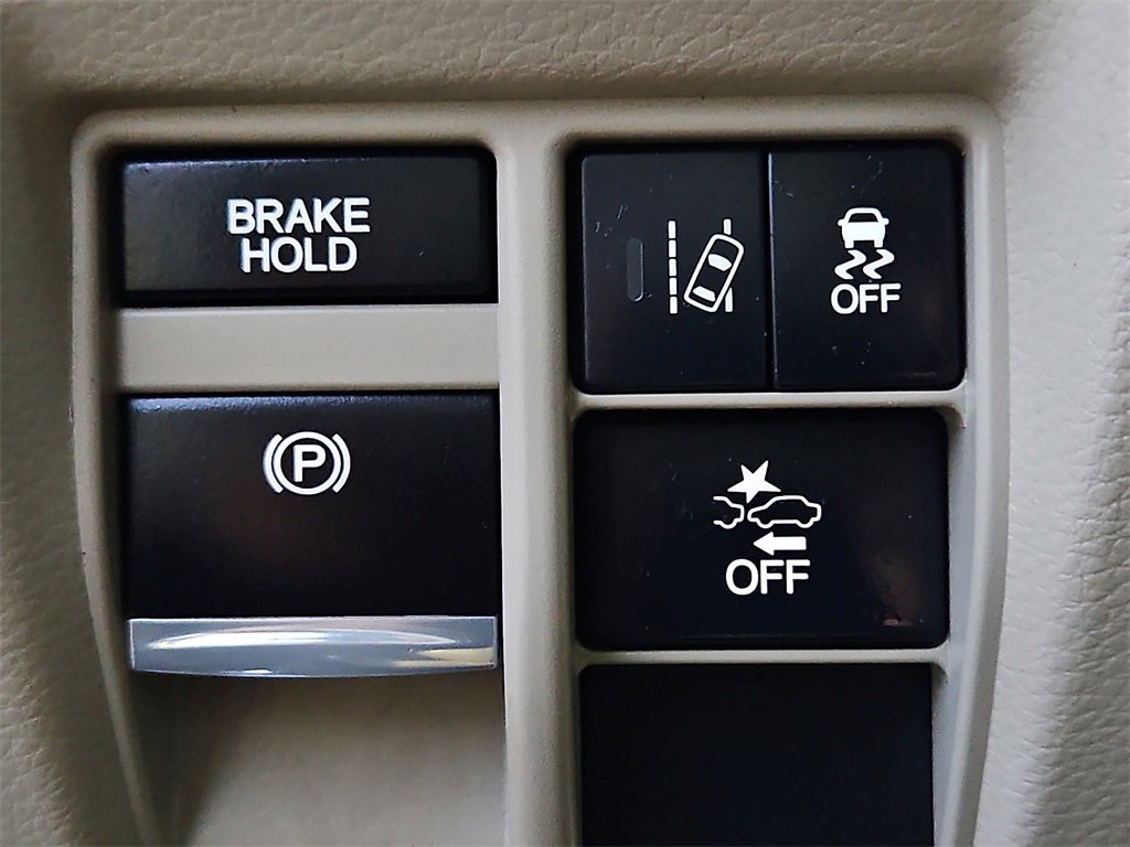 Used 2017 Acura MDX SH-AWD image 28