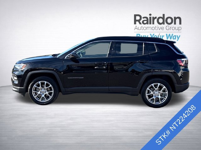 Used 2022 Jeep Compass Latitude AWD/4WD image 4