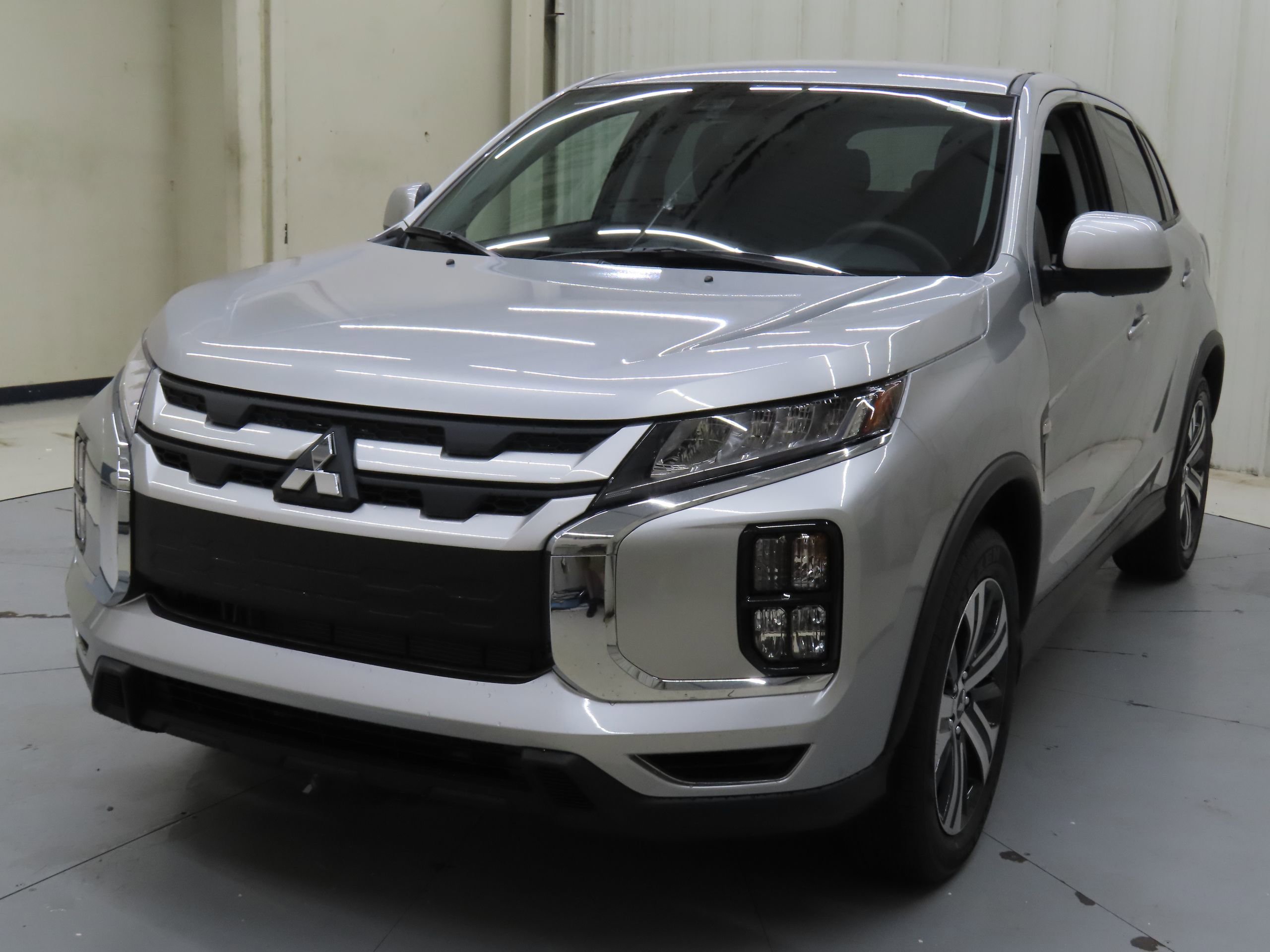 New 2025 Mitsubishi Outlander Sport ES image 7