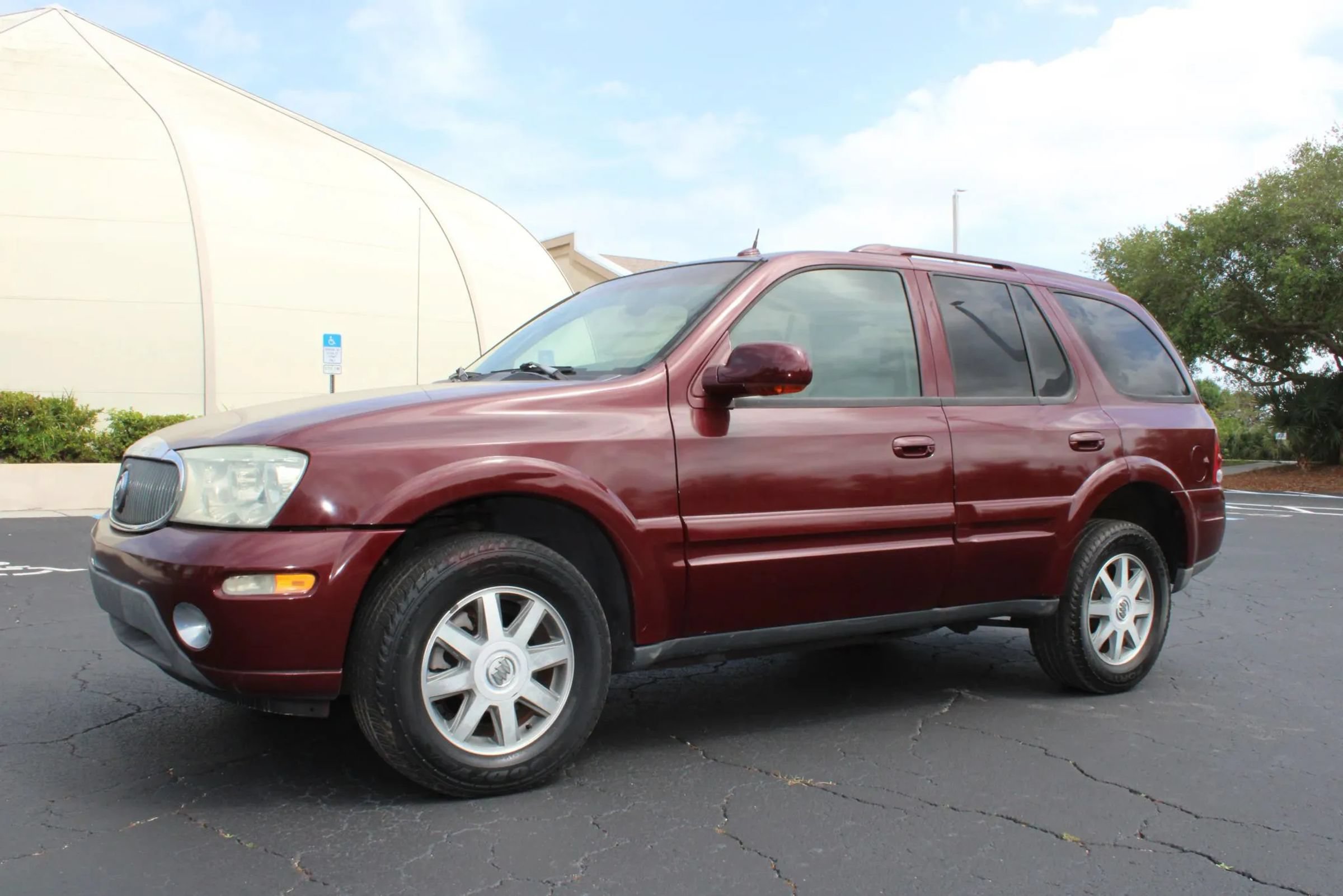 Used 2004 Buick Rainier CXL RWD image 17