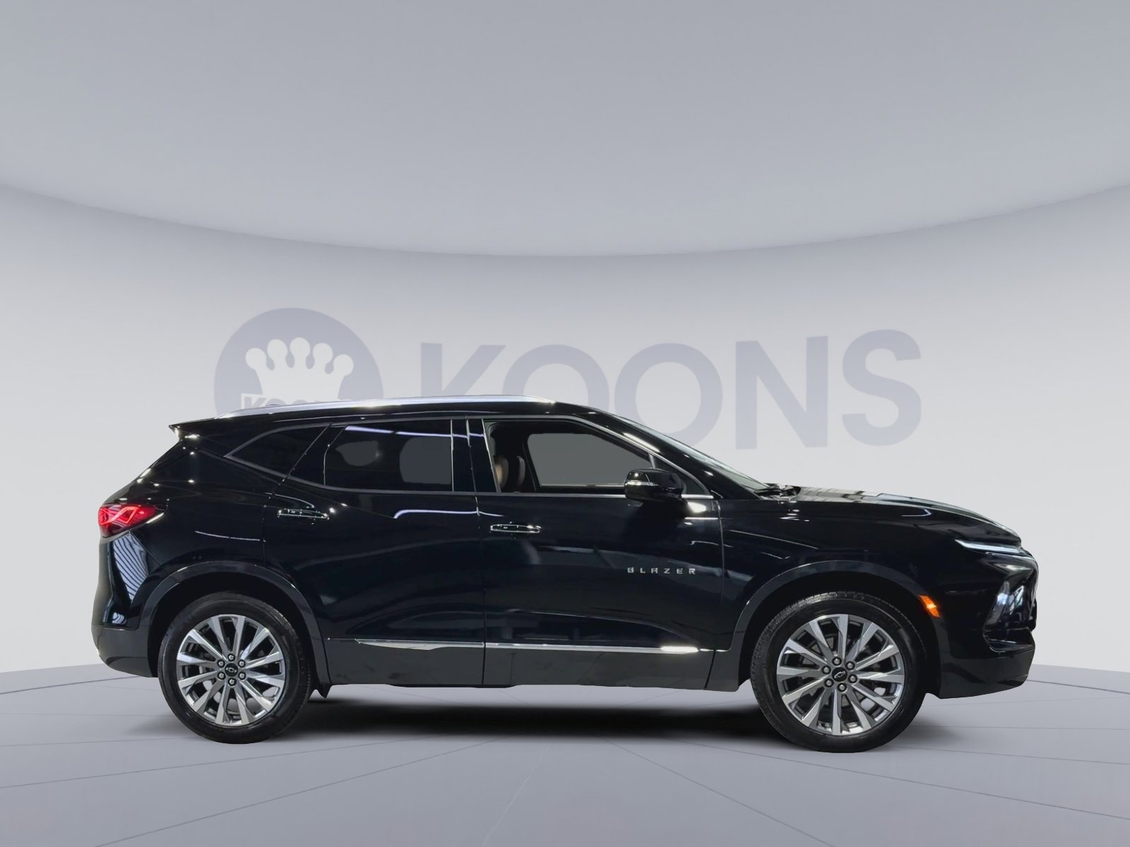 Used 2024 Chevrolet Blazer Premier w/ Enhanced Convenience Package image 12