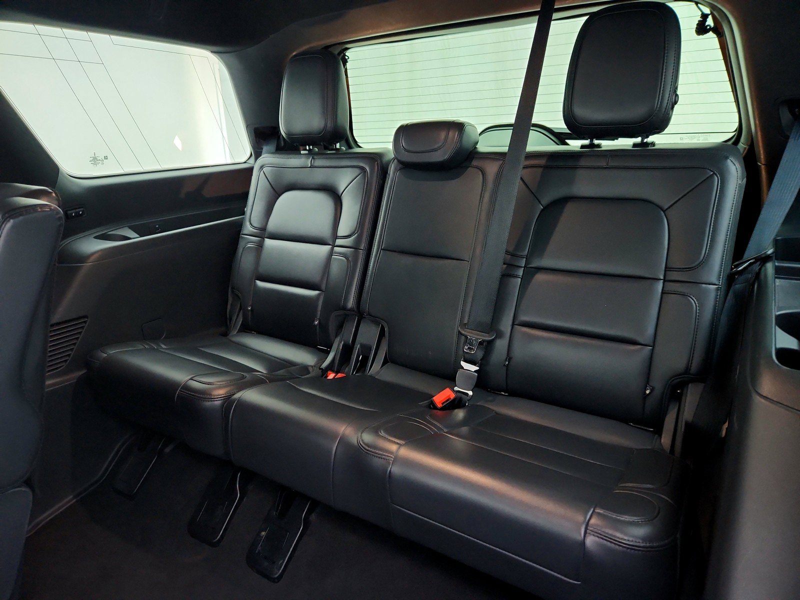 Used 2024 Lincoln Navigator Reserve image 25