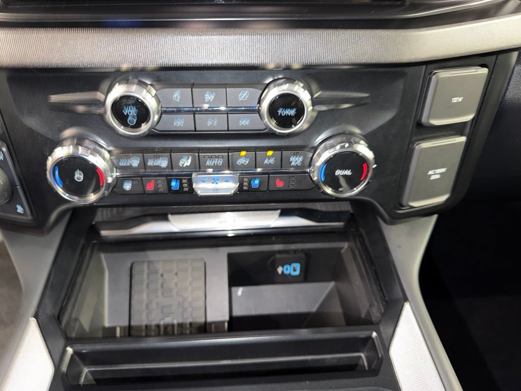 Used 2024 Ford F250 Platinum AWD/4WD image 13