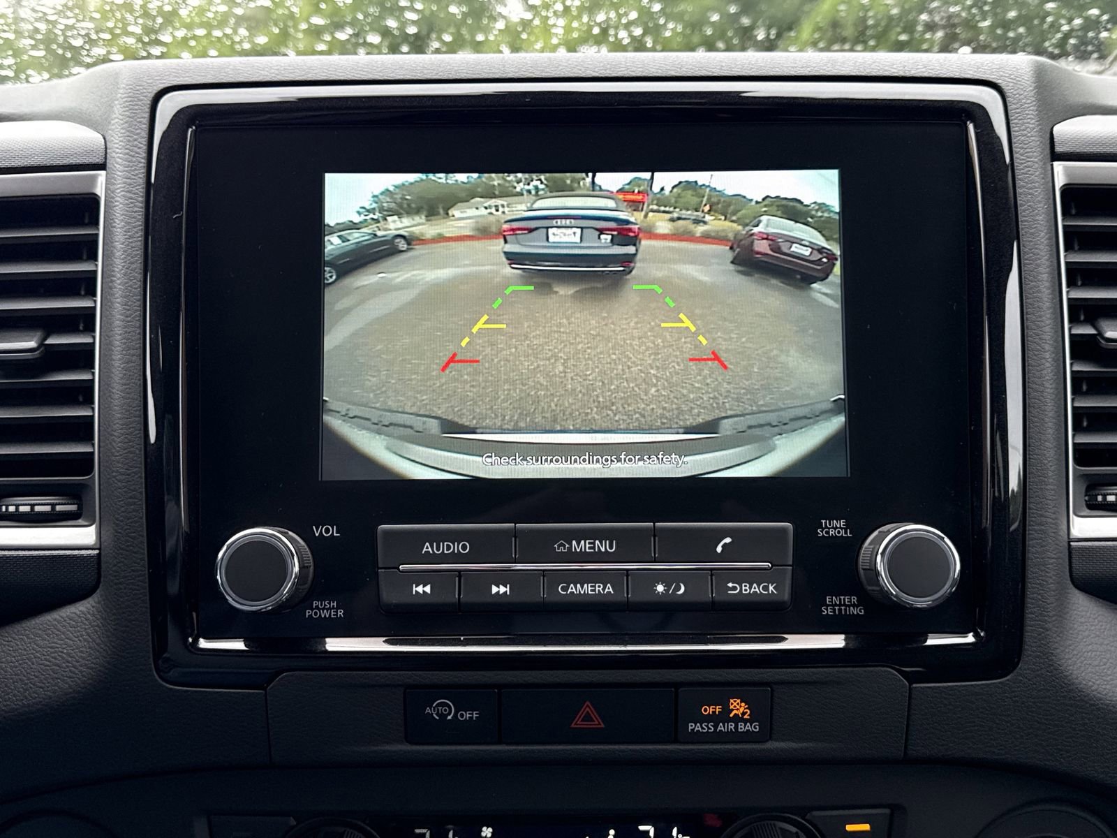 Used 2024 Nissan Frontier SL w/ Technology Package image 24