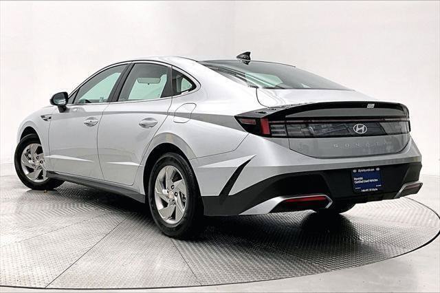 New 2025 Hyundai Sonata SE FWD image 12