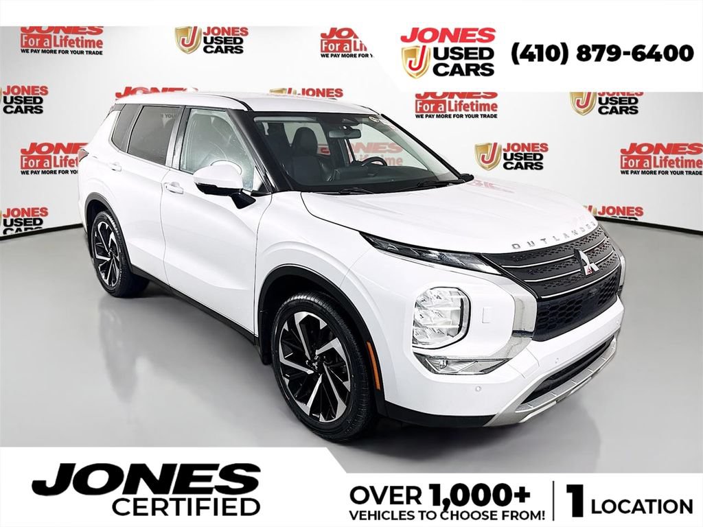 Used 2024 Mitsubishi Outlander SE Black Edition