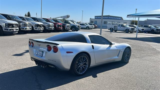 Used 2013 Chevrolet Corvette Coupe RWD image 3