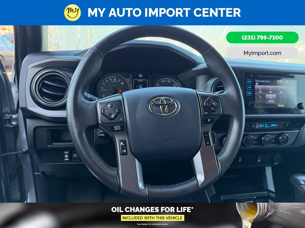 Used 2019 Toyota Tacoma TRD Off-Road w/ TRD Premium Off Road Package AWD/4WD image 9
