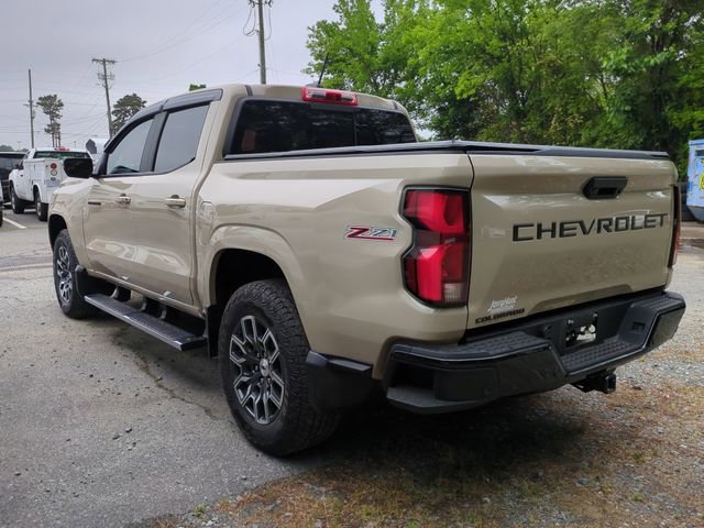 Used 2024 Chevrolet Colorado Z71 w/ Z71 Convenience Package 2 AWD/4WD image 8