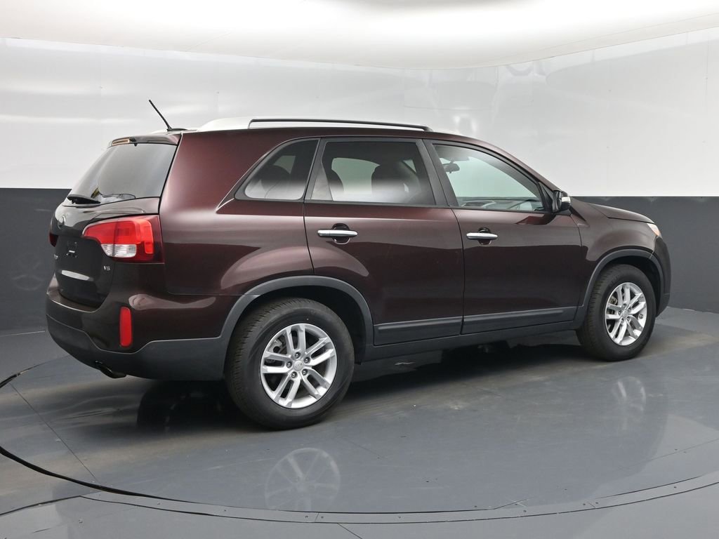 Used 2015 Kia Sorento LX FWD image 3