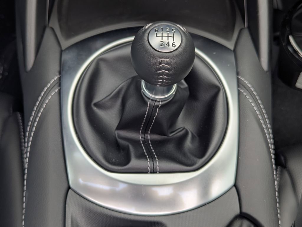 New 2026 MAZDA MX-5 Miata RF Grand Touring RWD image 17