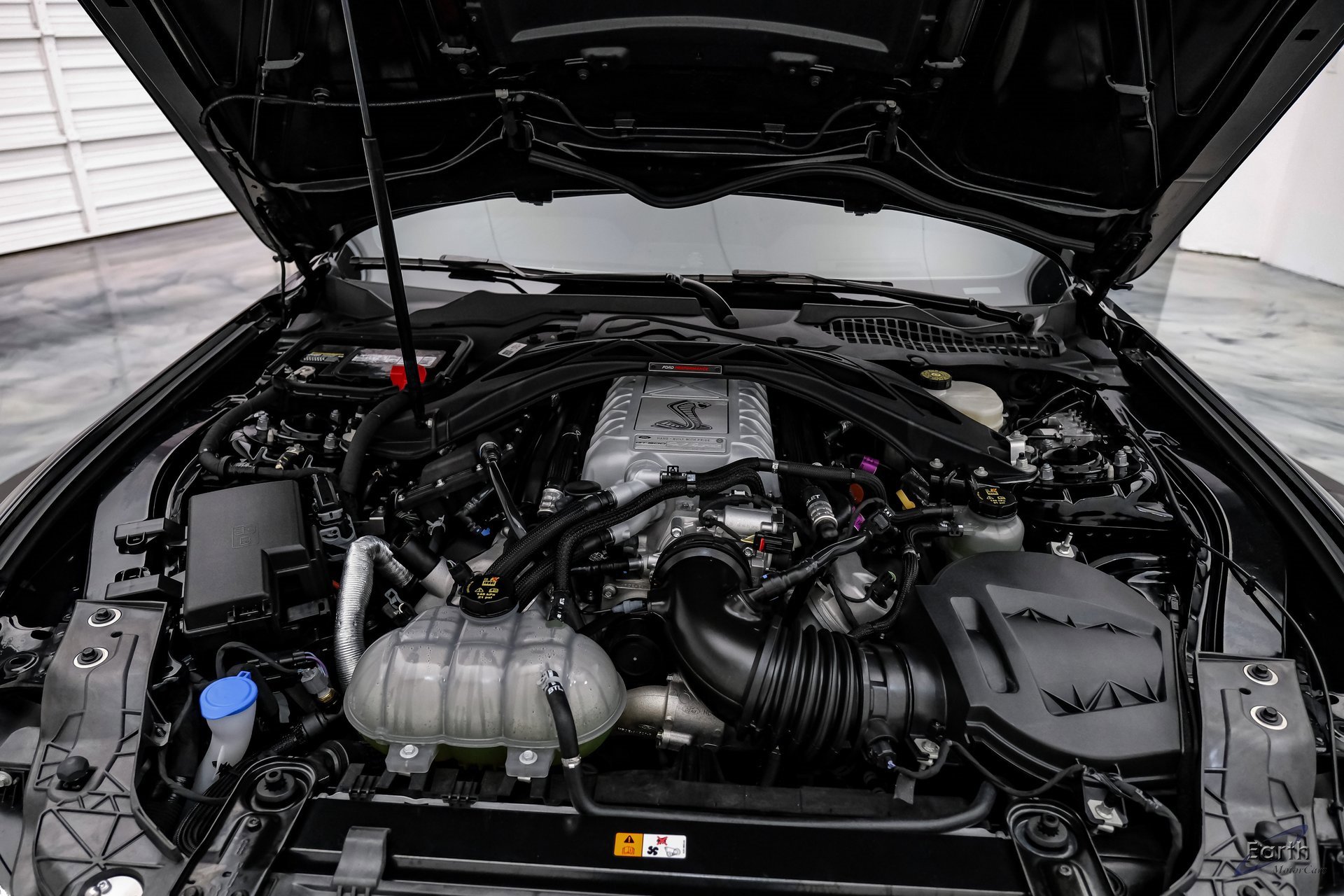 Used 2020 Ford Mustang Shelby GT500 w/ Carbon Fiber Track Pack image 65