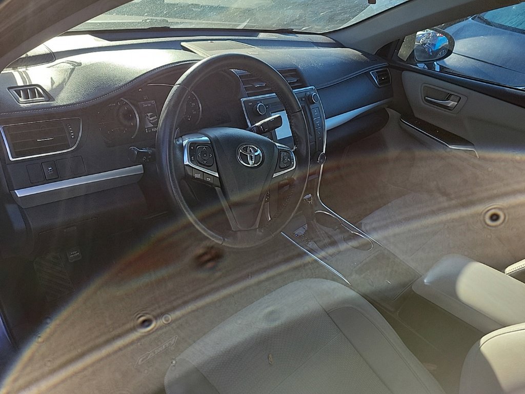 Used 2016 Toyota Camry SE FWD image 7