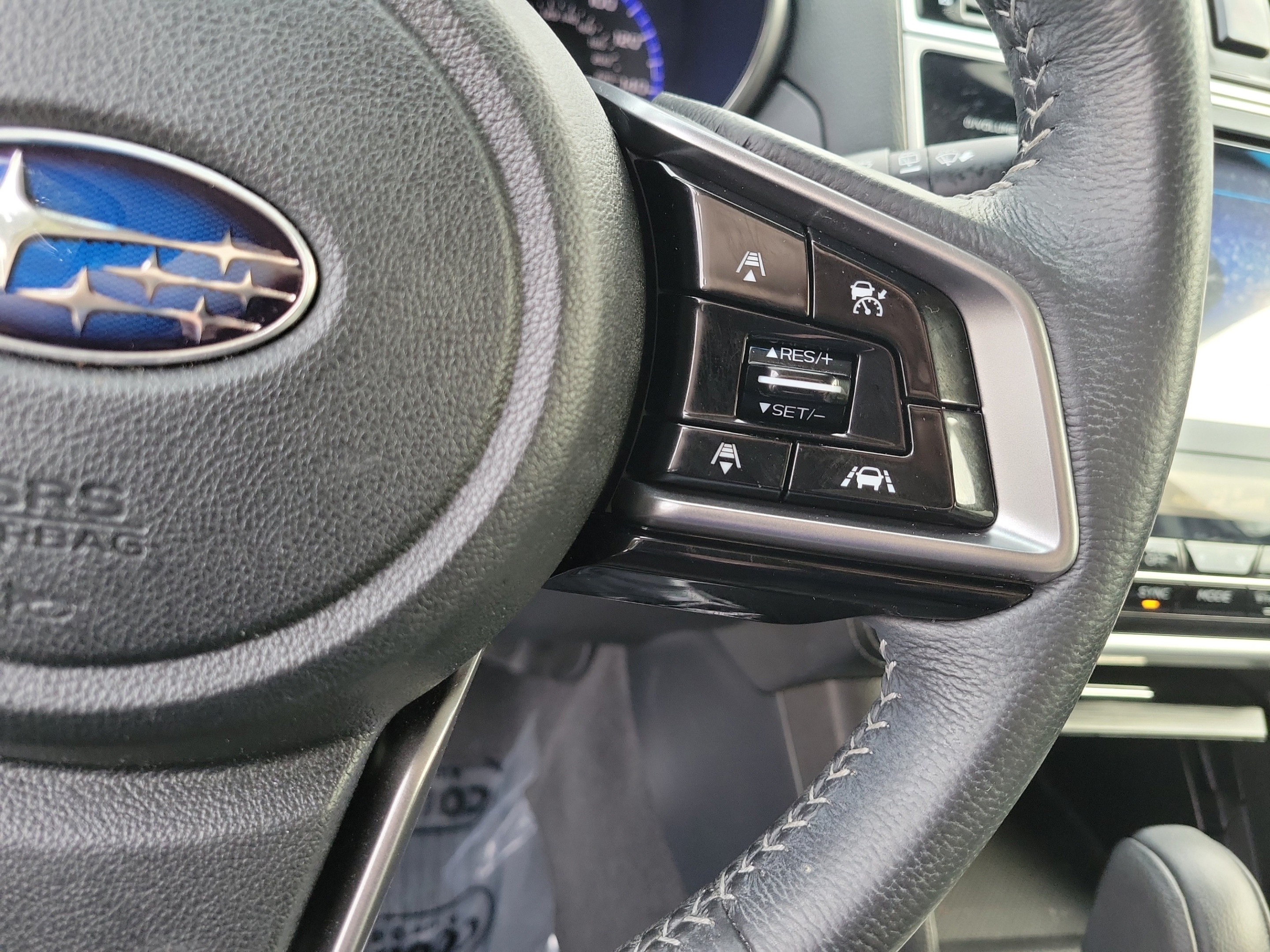 Used 2019 Subaru Outback 3.6R Limited w/ Popular Package #2 AWD/4WD image 25