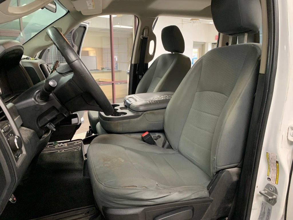 Used 2017 RAM 2500 Tradesman w/ Chrome Appearance Group AWD/4WD image 7