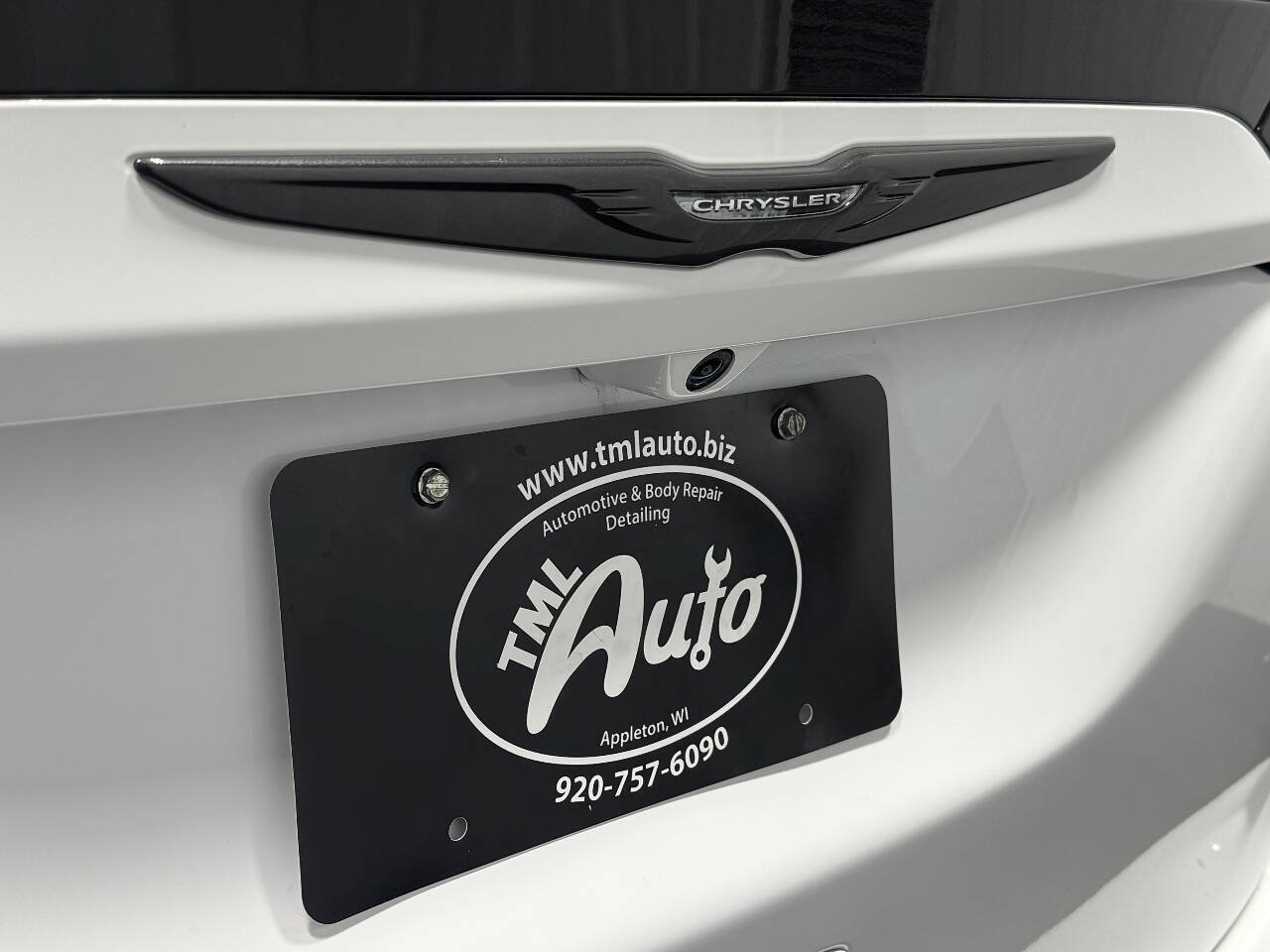 Used 2018 Chrysler Pacifica Touring Plus w/ S Appearance Package FWD image 5