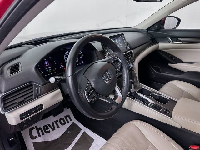 Used 2018 Honda Accord Touring image 9