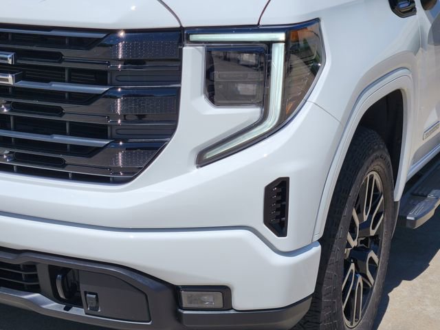 Used 2024 GMC Sierra 1500 Elevation image 9