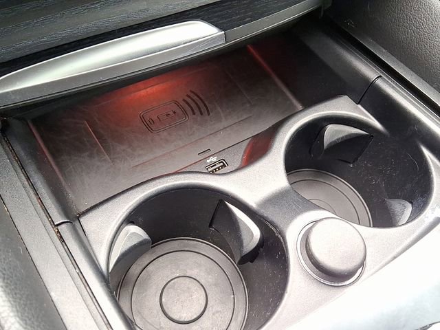 Used 2023 BMW 530i xDrive w/ Premium Package image 27