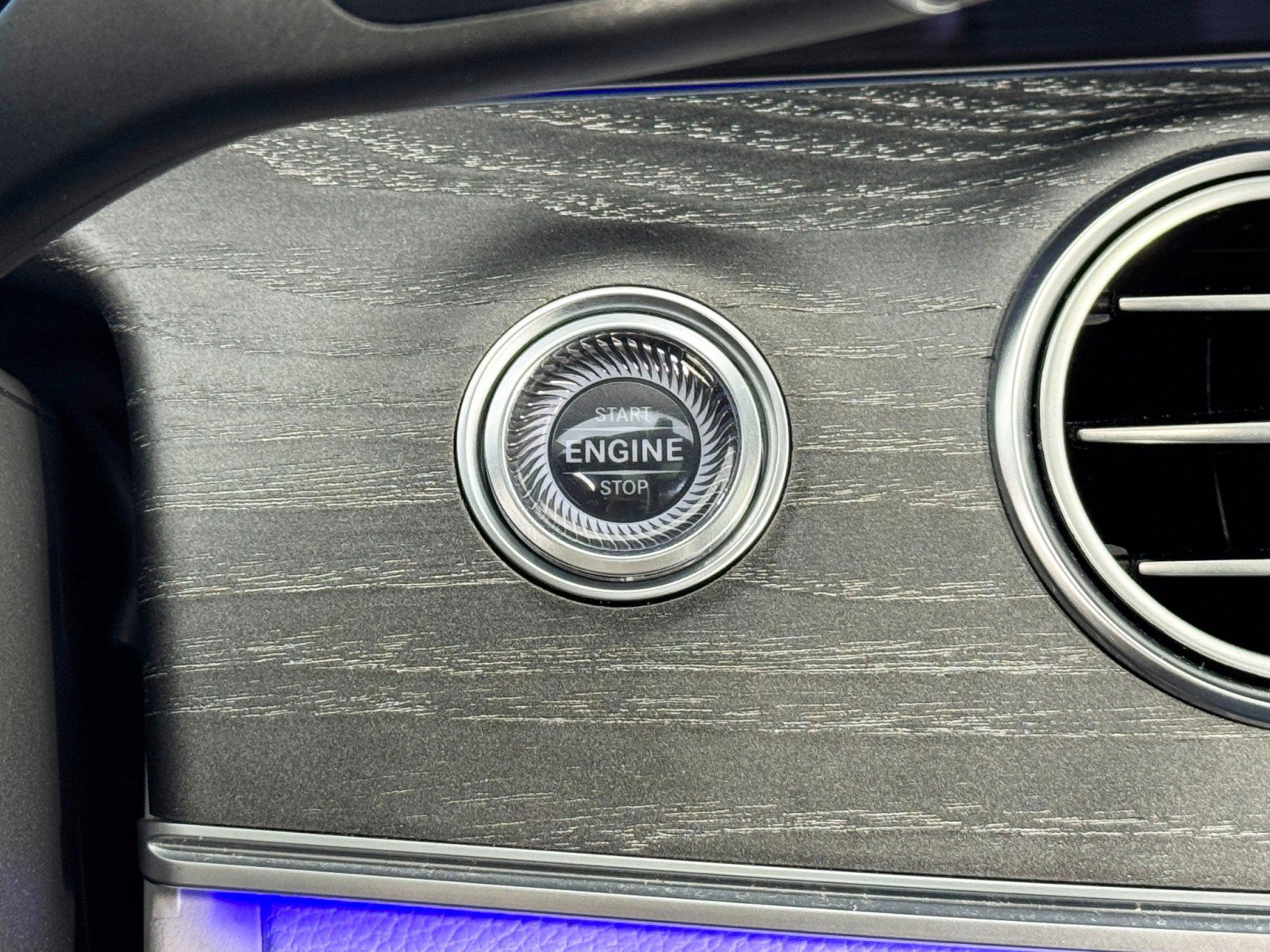 Used 2021 Mercedes-Benz E 350 Sedan w/ Premium Package image 25