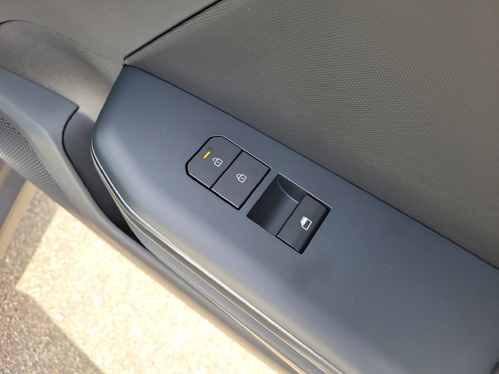 New 2026 Kia K4 FWD image 11