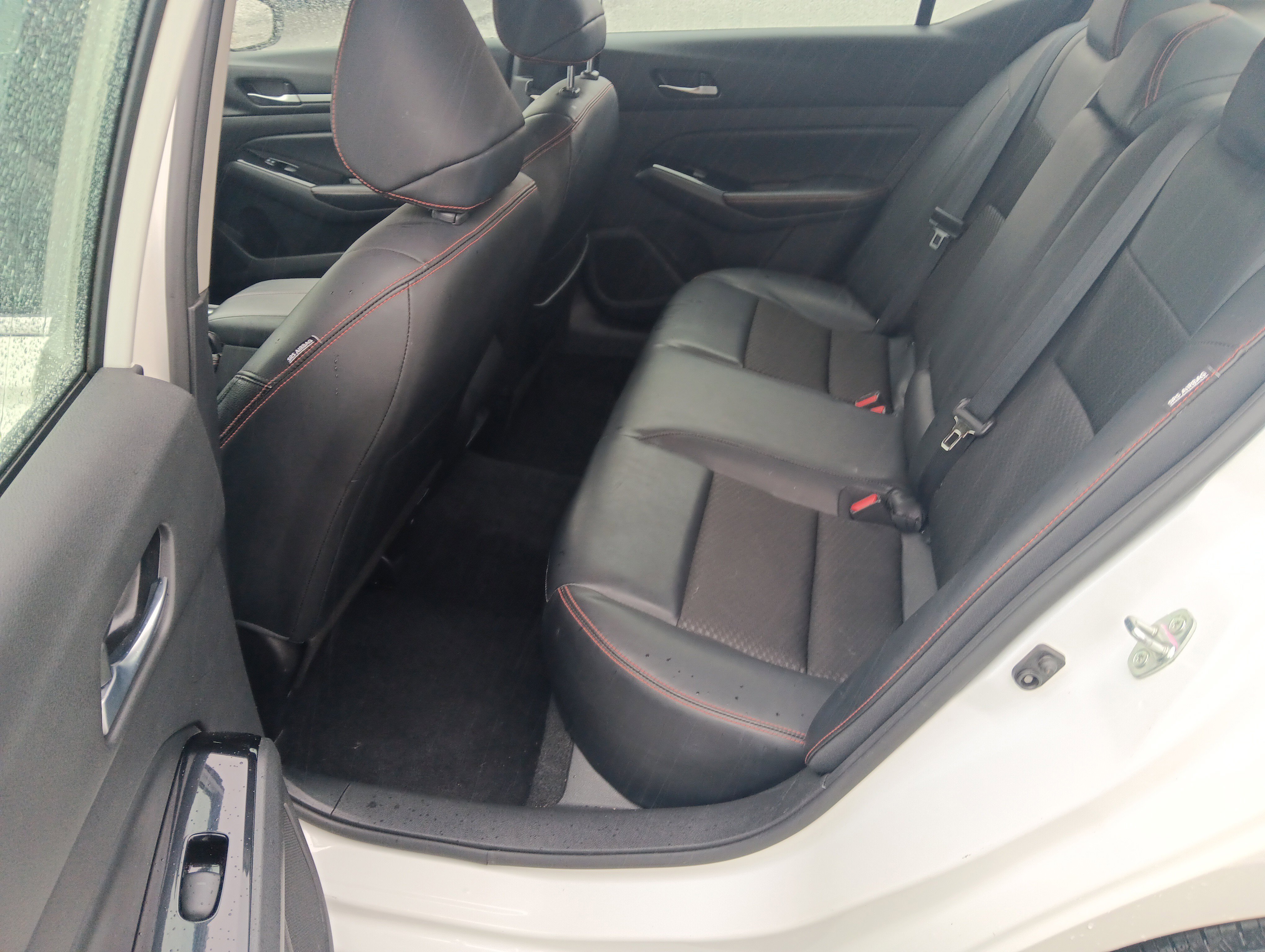 Used 2024 Nissan Altima 2.5 SR image 15