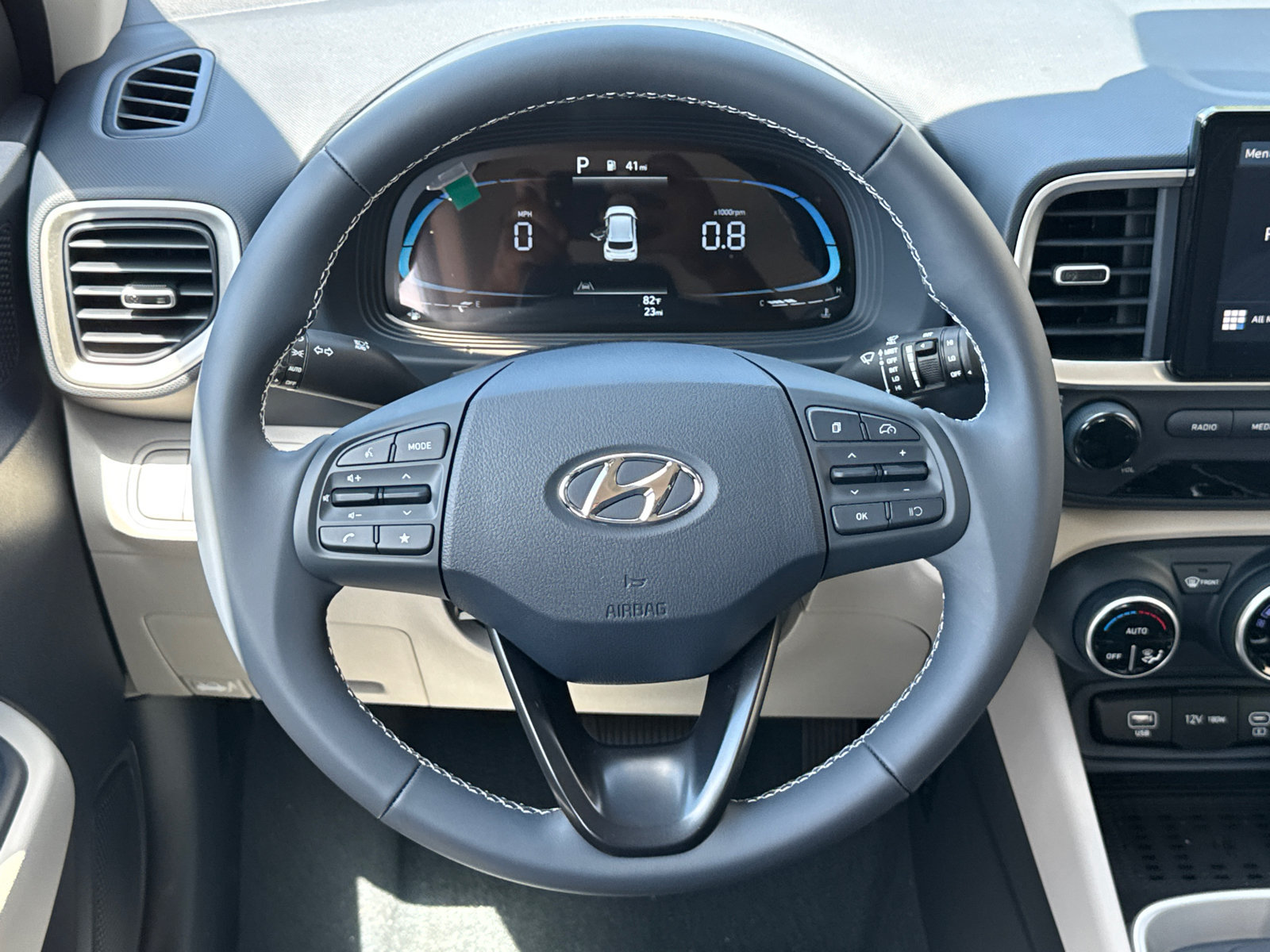 New 2026 Hyundai Venue SEL FWD image 24