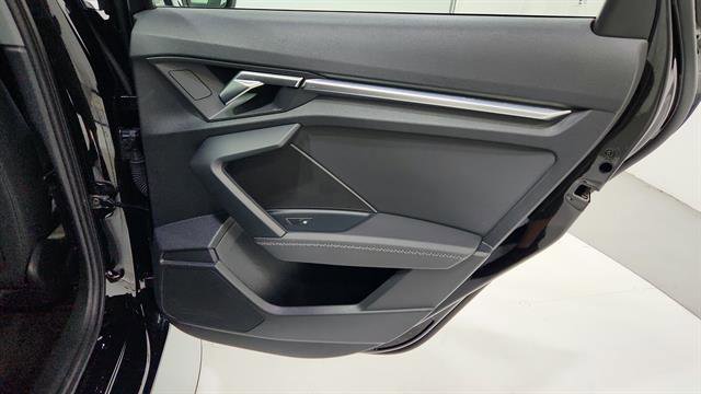 Used 2024 Audi A3 2.0T Premium image 33