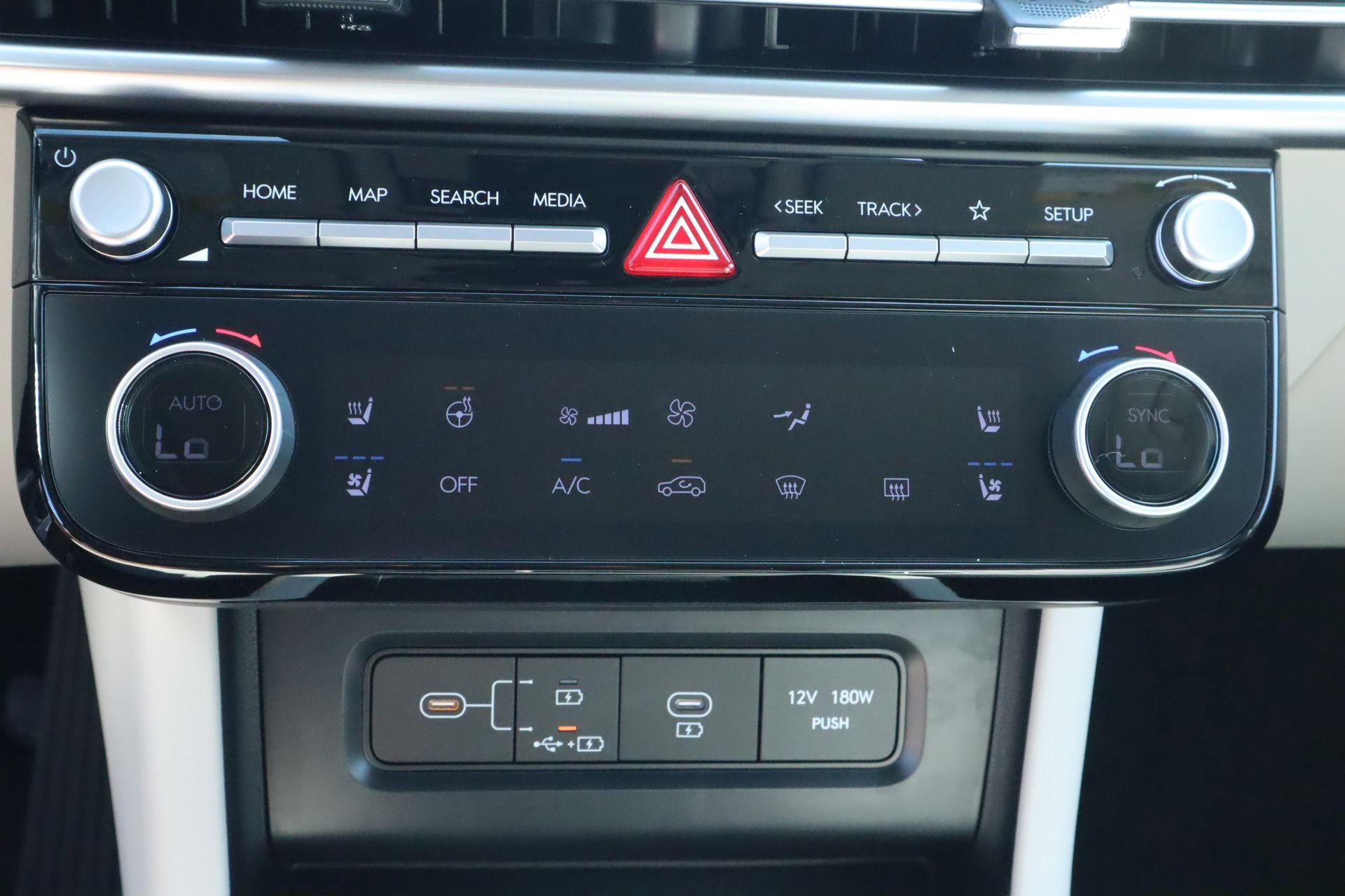 New 2026 Hyundai Tucson Limited image 16