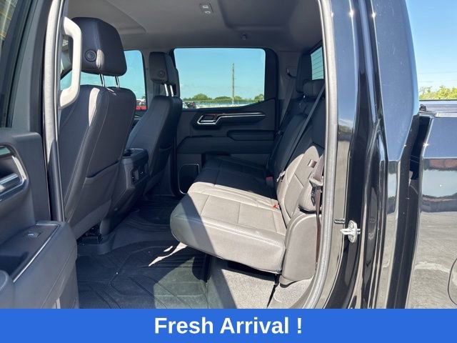 Used 2023 Chevrolet Silverado 1500 RST w/ Convenience Package II RWD image 3