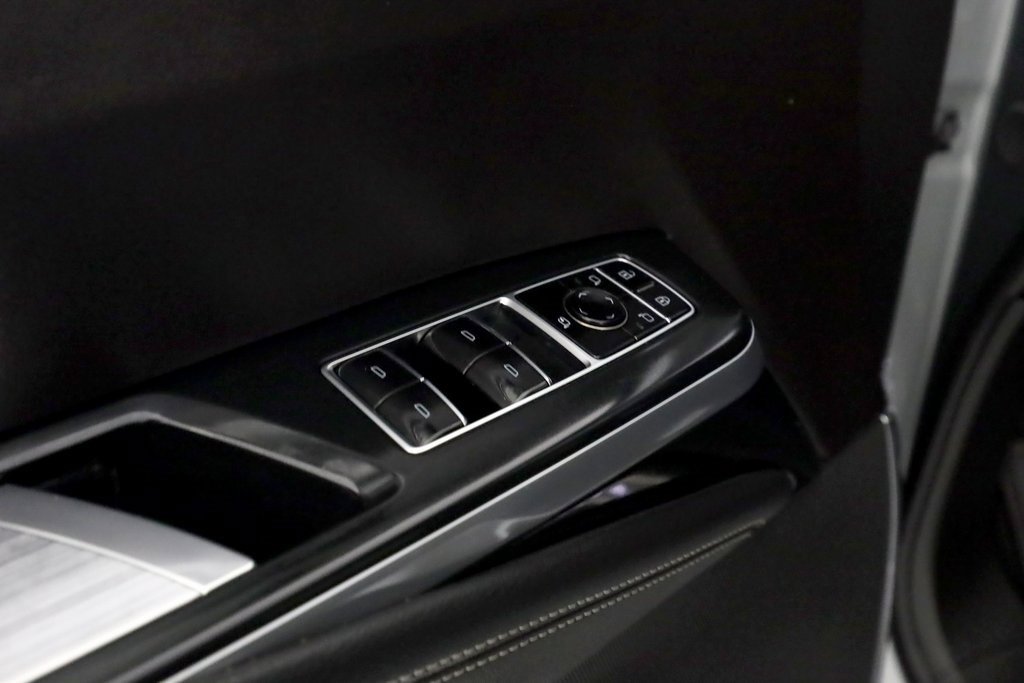 Used 2026 Cadillac Escalade Sport w/ Touring Package image 19