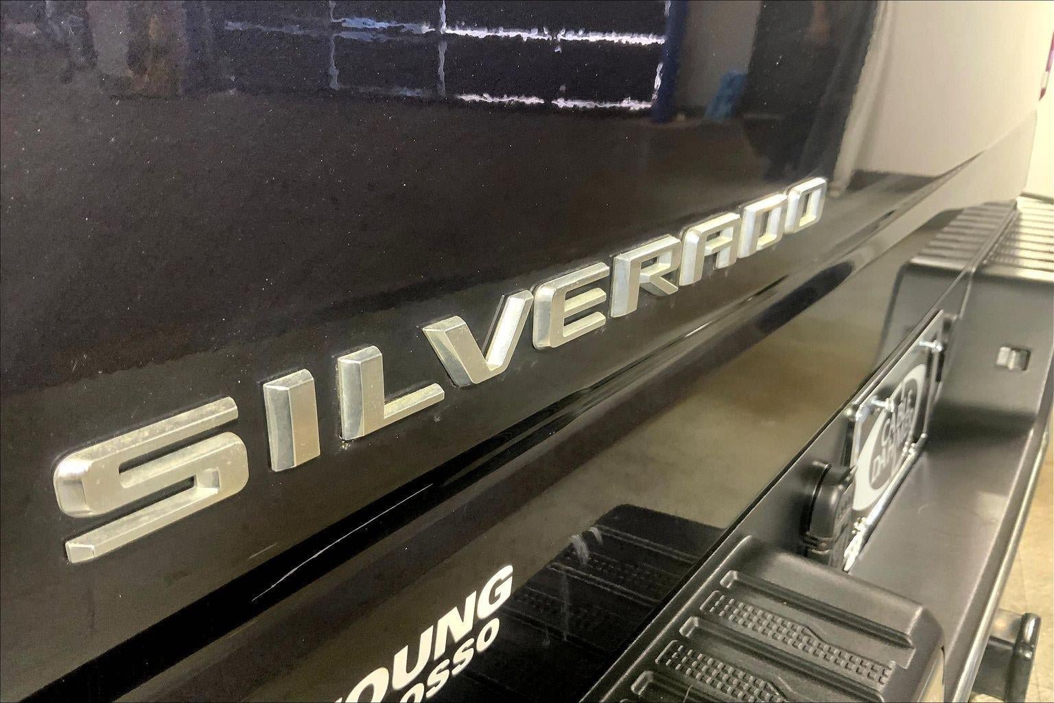 Used 2024 Chevrolet Silverado 1500 LT AWD/4WD image 8
