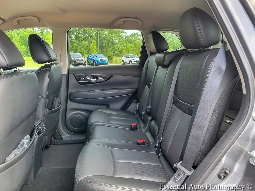 Used 2018 Nissan Rogue SL AWD/4WD image 10