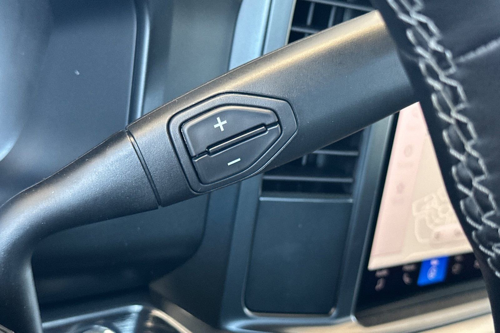 New 2025 Ford F250 Lariat w/ Chrome Package image 20