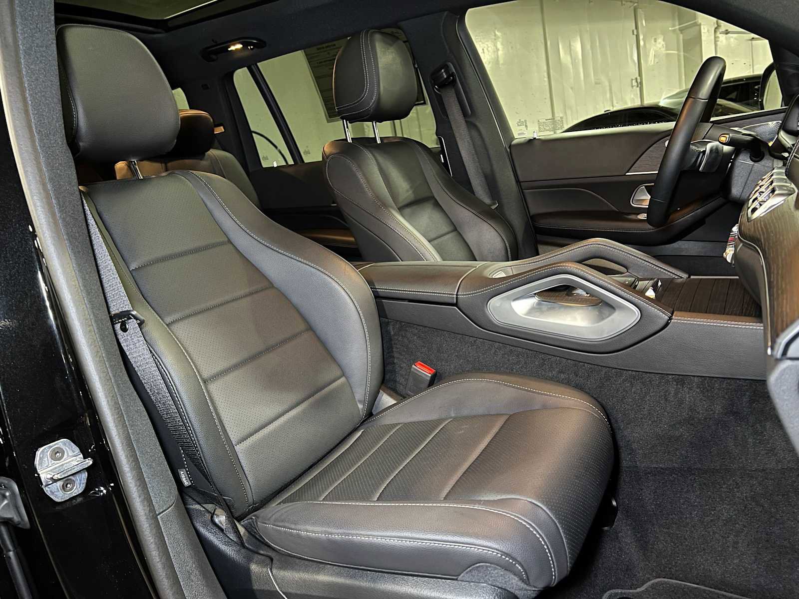 Certified 2025 Mercedes-Benz GLS 450 GLS 450 image 13