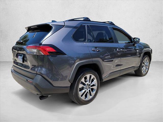 Used 2025 Toyota RAV4 XLE Premium FWD image 5