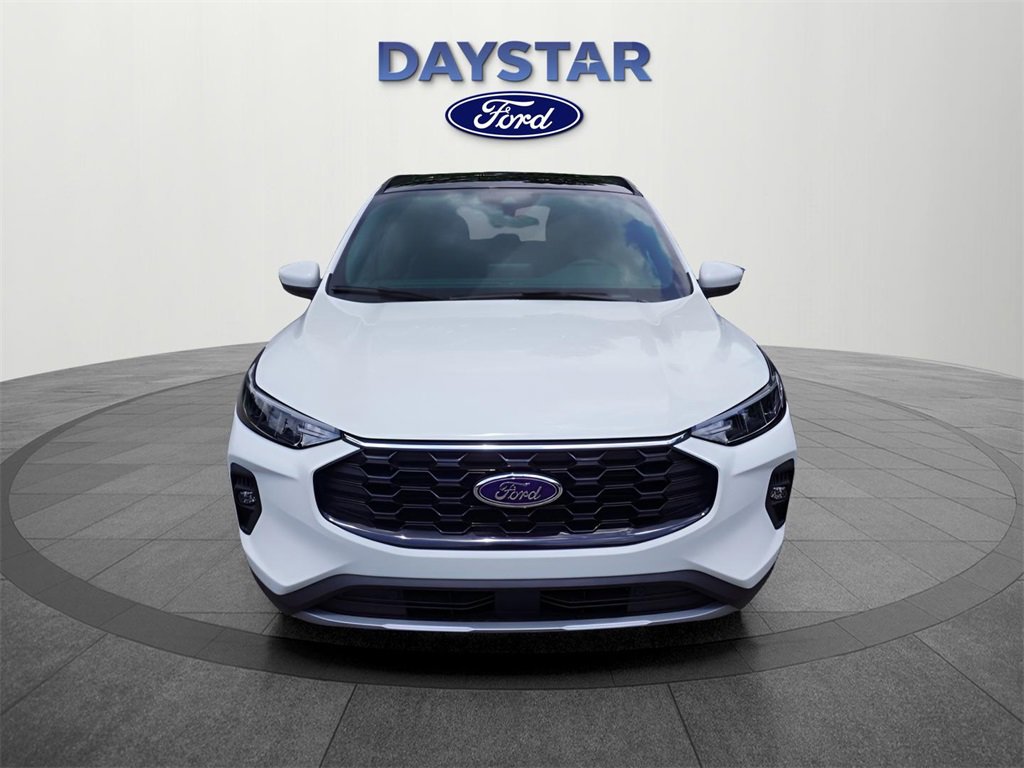 New 2025 Ford Escape ST-Line Elite w/ Class II Trailer Tow Package image 8
