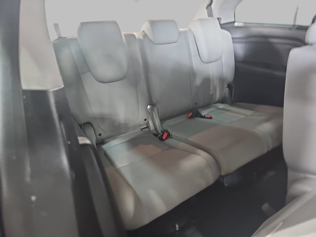 Used 2018 Honda Odyssey Touring image 15