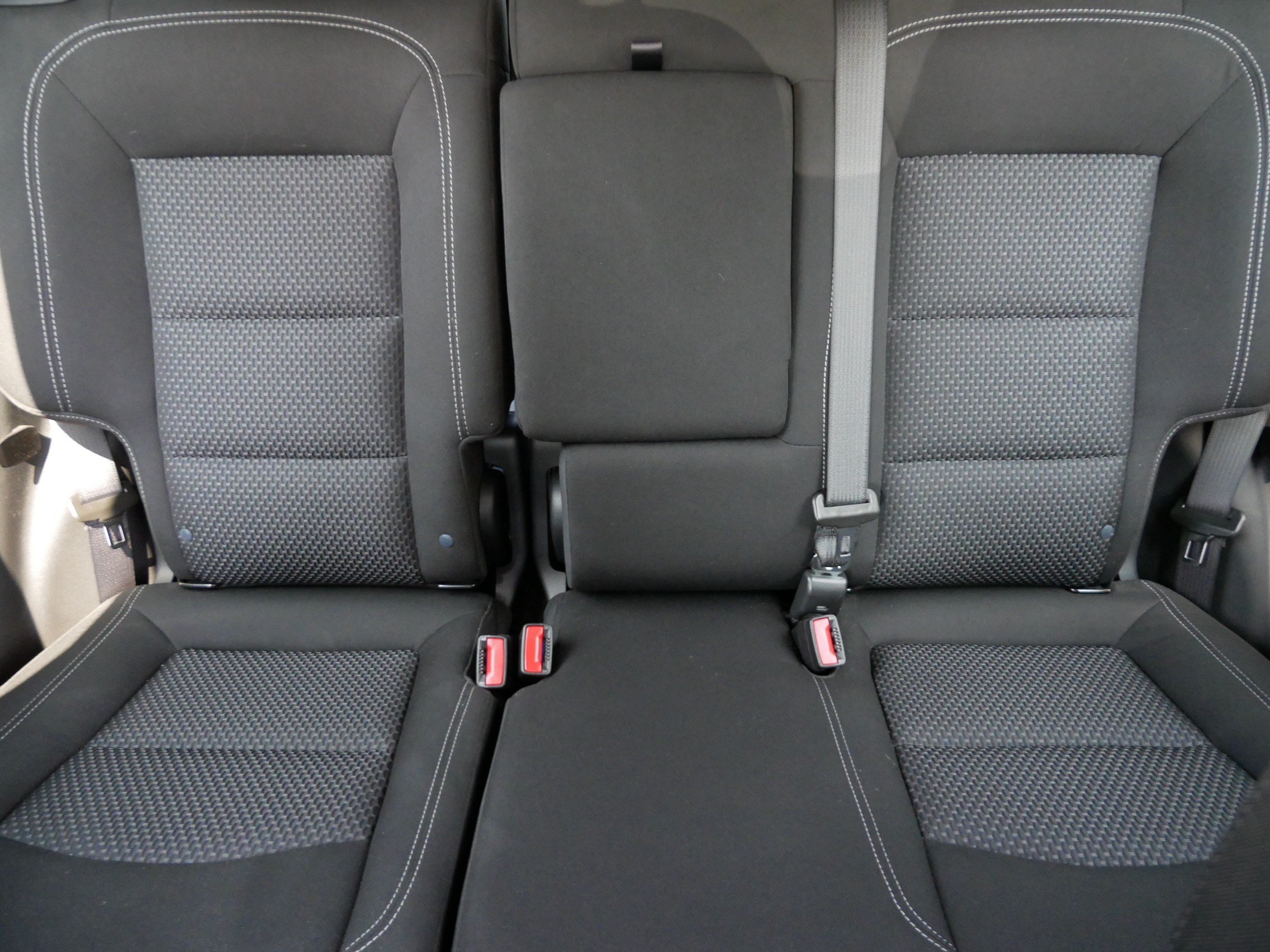 Used 2024 GMC Terrain SLE w/ Driver Convenience Package AWD/4WD image 13