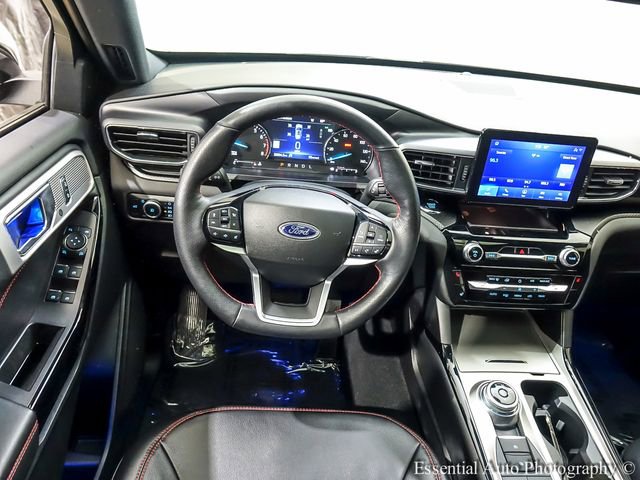 Used 2024 Ford Explorer ST-Line w/ Class IV Trailer Tow Package AWD/4WD image 3